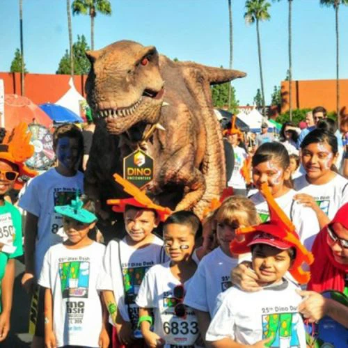 Trang phục rồng hoạt hình